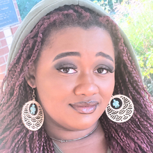 Load image into Gallery viewer, Wooden Fillagree Medallion/Turquoise Turtle