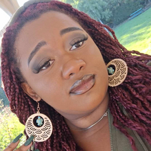 Load image into Gallery viewer, Wooden Fillagree Medallion/Turquoise Turtle