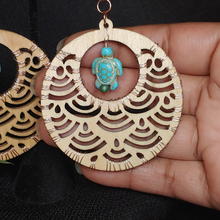 Load image into Gallery viewer, Wooden Fillagree Medallion/Turquoise Turtle
