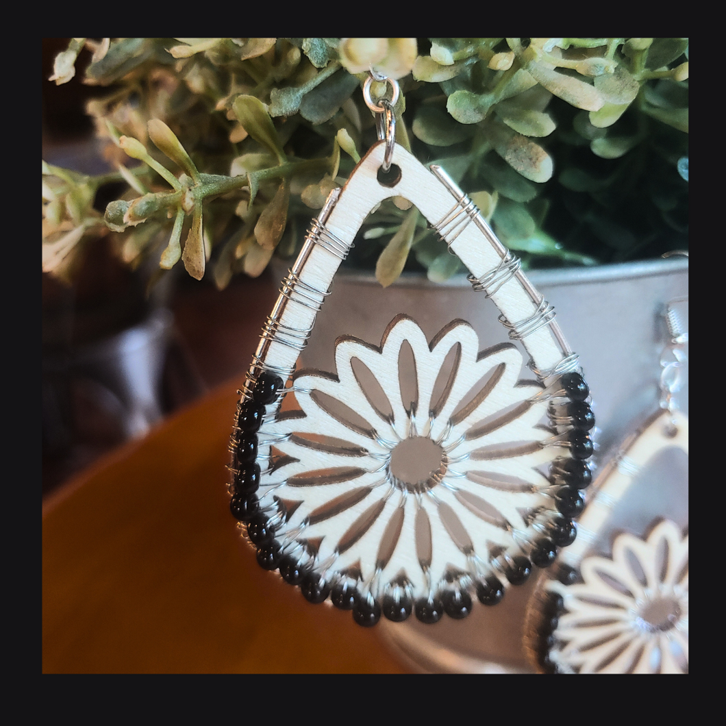 Custom Daisy Diffuser Earring set